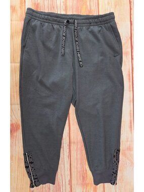 Nike Therma-Fit Womens 1X Gray Jogger Pants With Logo & Drawstring